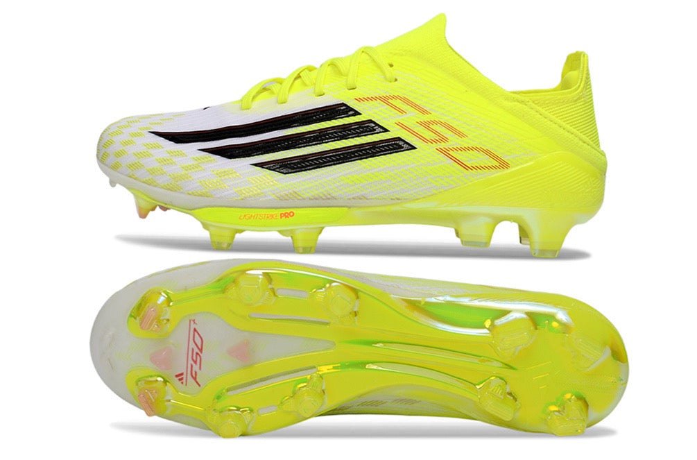 Crampons Adidas F50 Jaune et Blanche