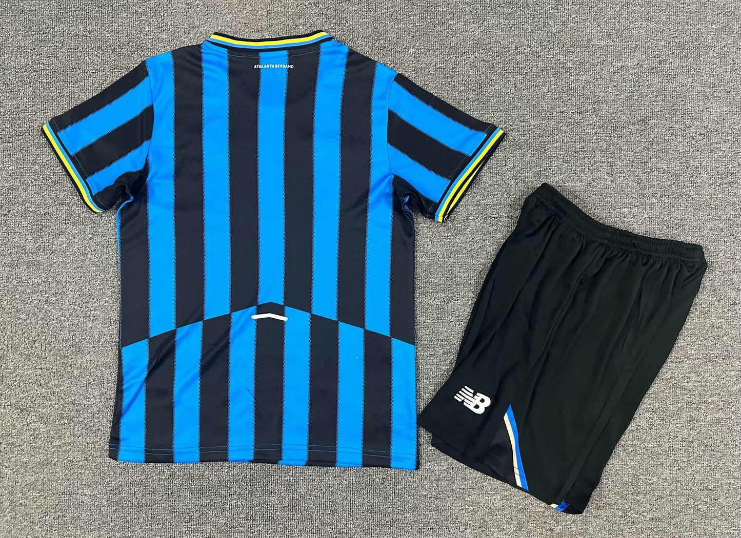 Kit Enfant Atalanta Bergame Domicile 2025/2026 - Vêtements de sport