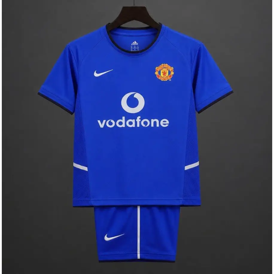 Kit Enfant Manchester United Extérieur Retro 2002 - Vêtements de sport