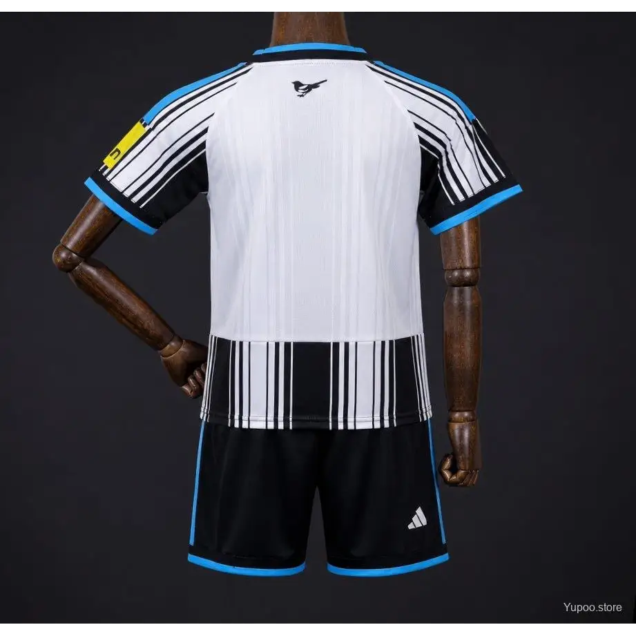 Kit enfant Newcastle Utd Domicile 2026/2027 - Vêtements de sport