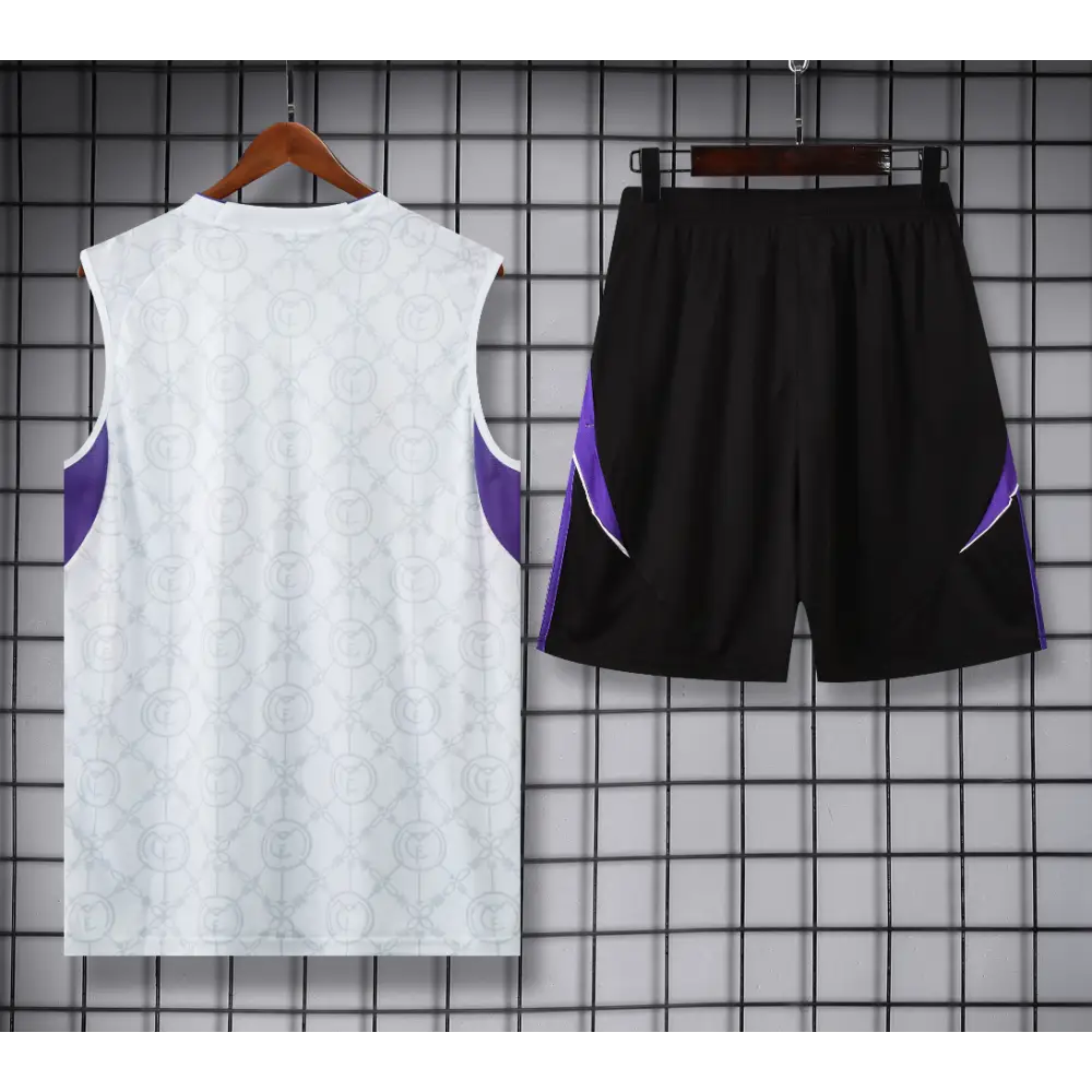 Kit Entraînement Real Madrid Noir & Blanc 2025/2026 - Vêtements de sport