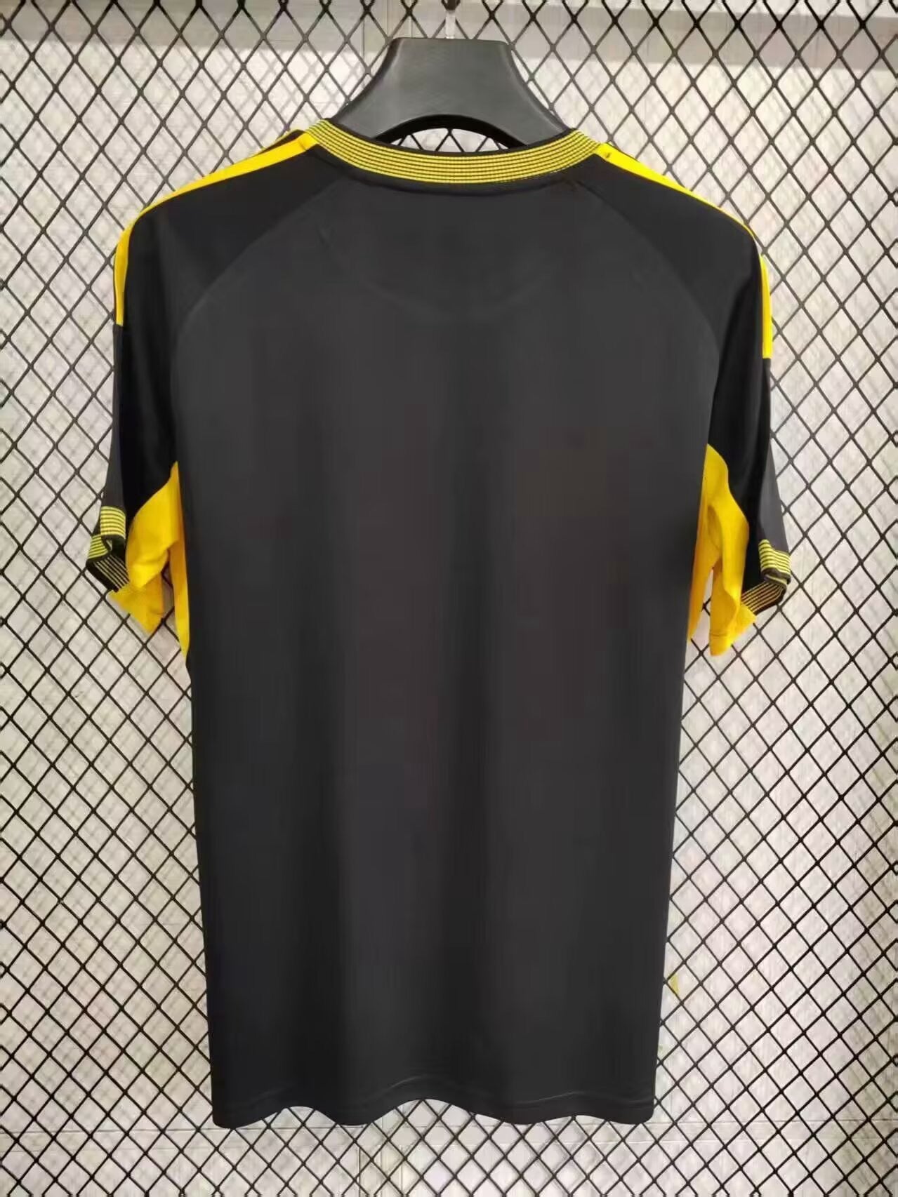 Maillot Real Madrid gris 2025/2026 - Vêtements de sport