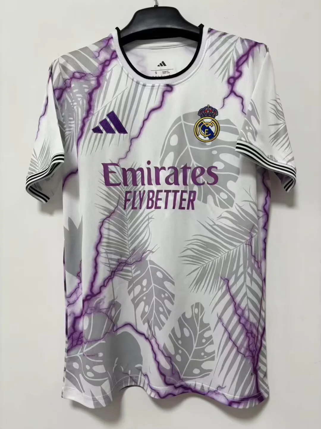 Real Madrid Spécial Edition Rose/Blanc 2025/2026 Vêtements de sport