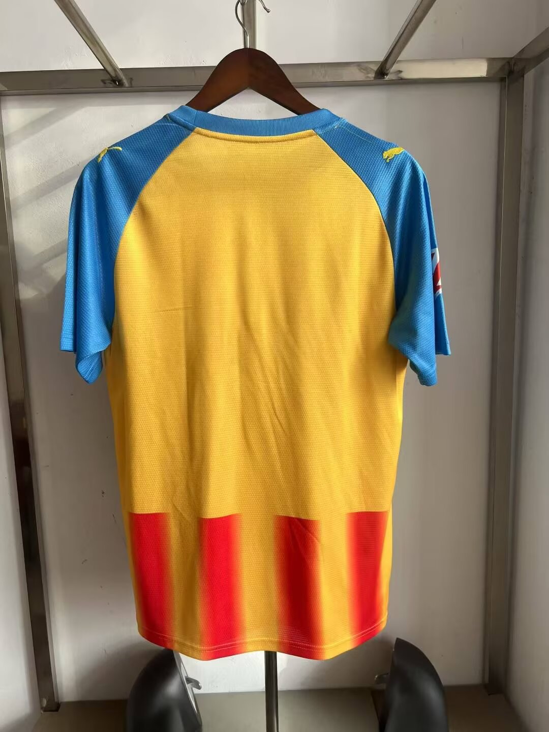 Valence CF Extérieur Rouge 2025/2026 - Vêtements de sport