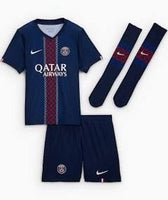 Il rêve de devenir Mbappé ? Offrez-lui son premier maillot
