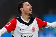 Hugo Ekitike signe à Liverpool