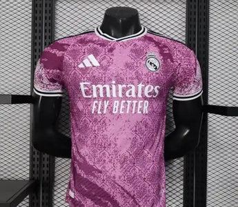 Les maillots concept : la tendance incontournable pour les fans de football