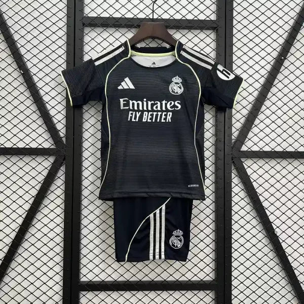 Kit enfant Real Madrid Extérieur 25/26