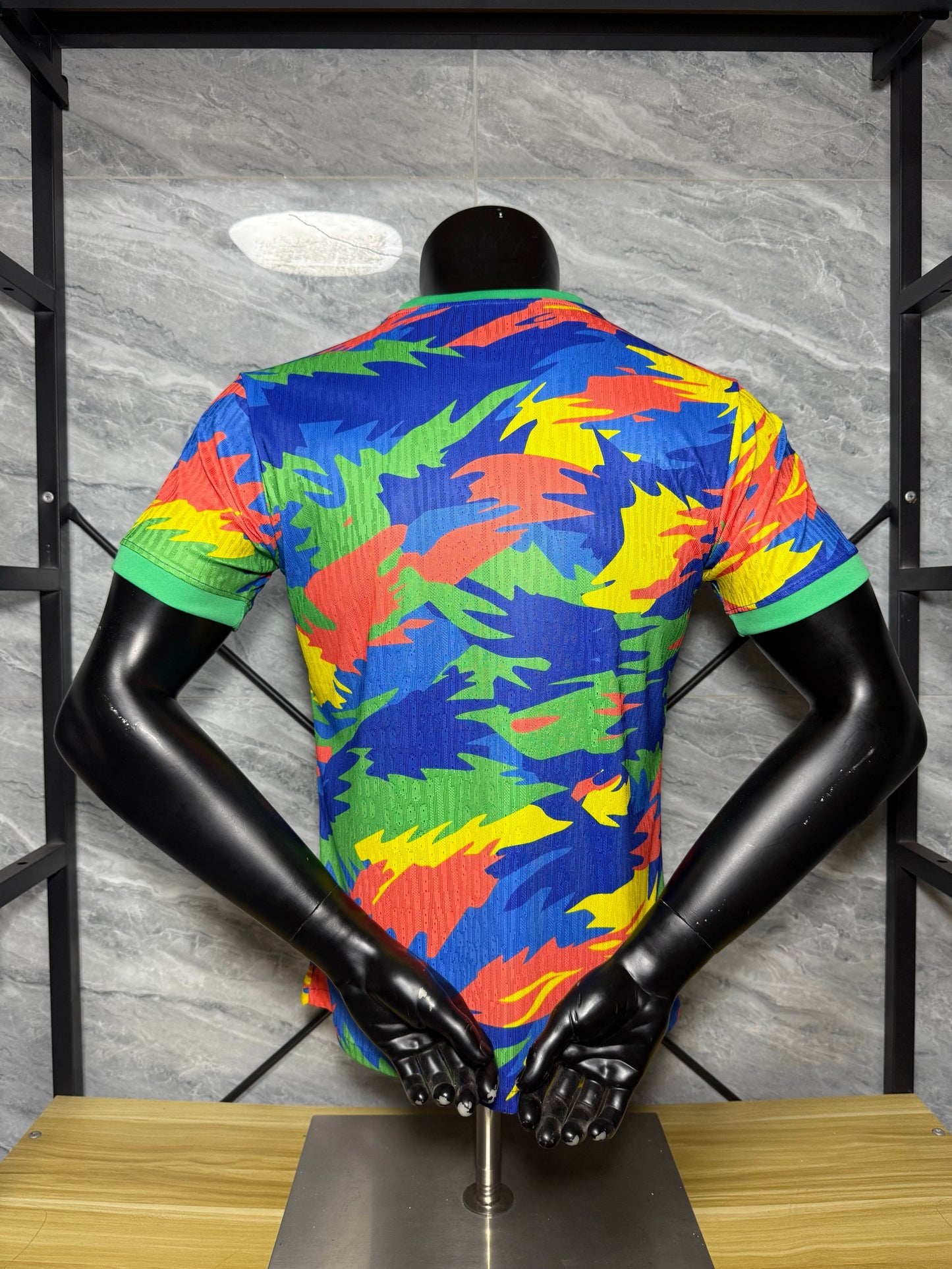 Camiseta de Brasil, diseño floral, versión jugador 2025/2026