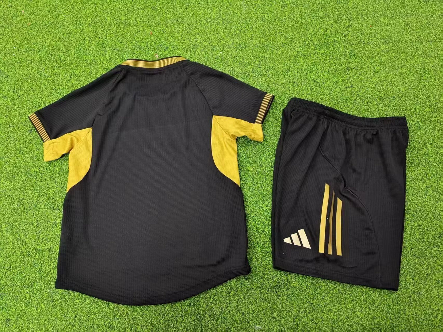 Kit enfant Algérie noir 2025/2026