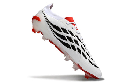 Crampons Adidas Predator Blanc