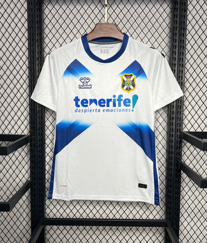 CD Tenerife Domicile 2024/2025