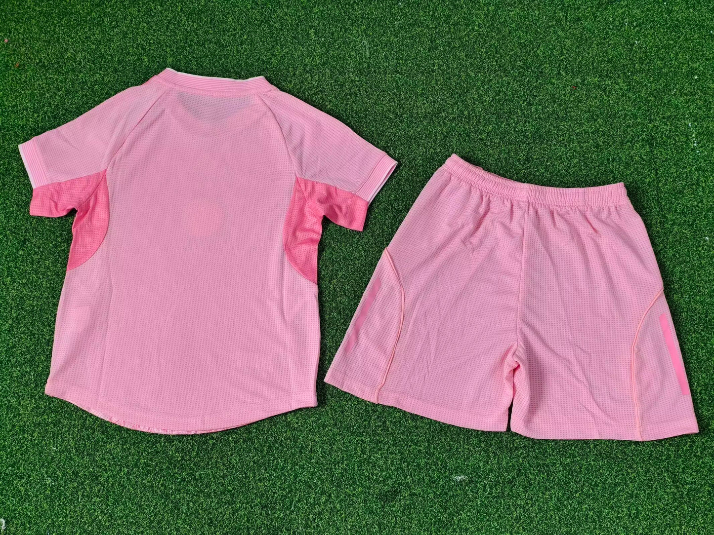 Kit enfant Algérie rose 2025/2026