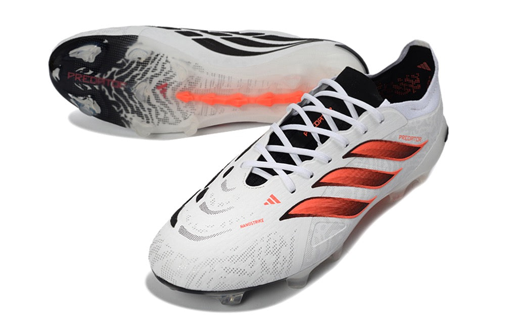 Crampons Adidas Predator Blanc
