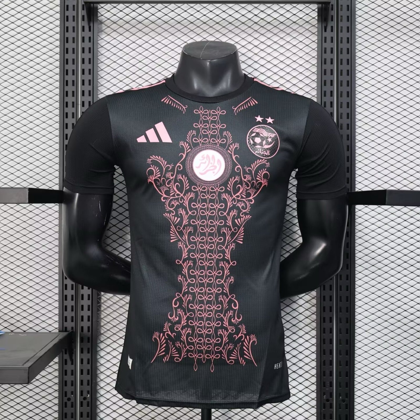Algérie Concept Noir Version Joueur 2025/2026 - Vêtements de sport