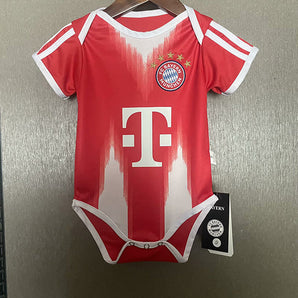 Body Bayern Munich Domicile 2025/2026 - 18 à 24 mois