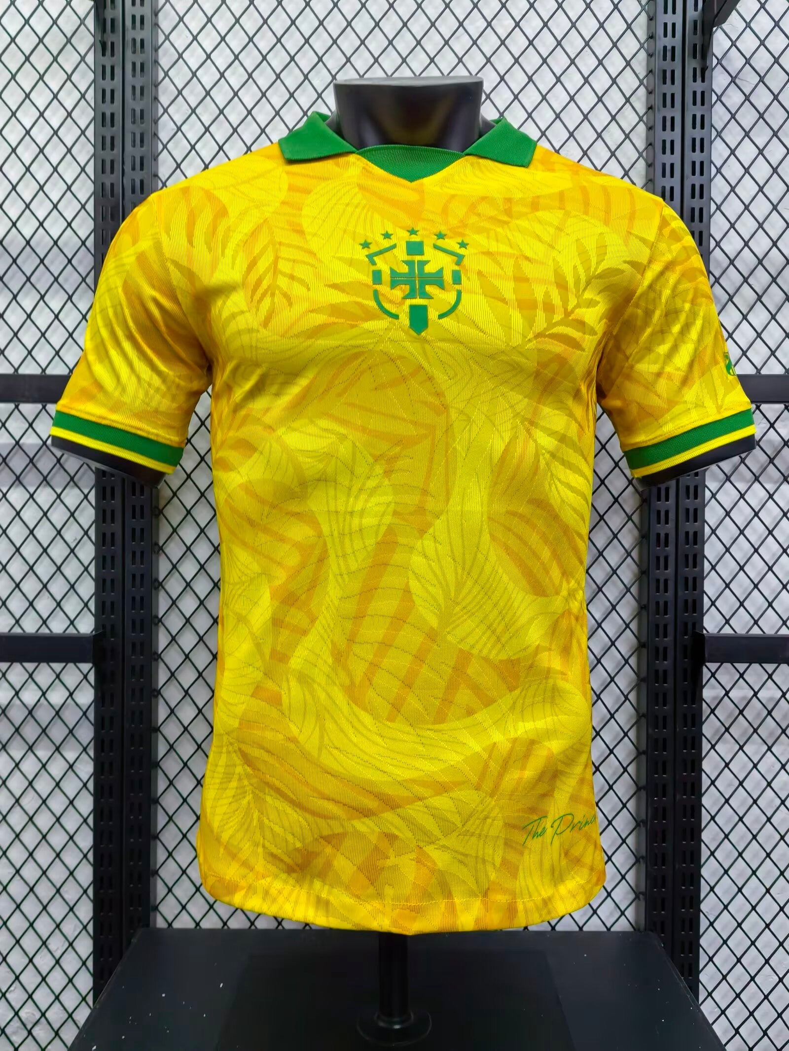 Brésil Édition Spéciale Jaune 2024/2025 - Edition Speciale (Version Joueur) / S - Vêtements de sport