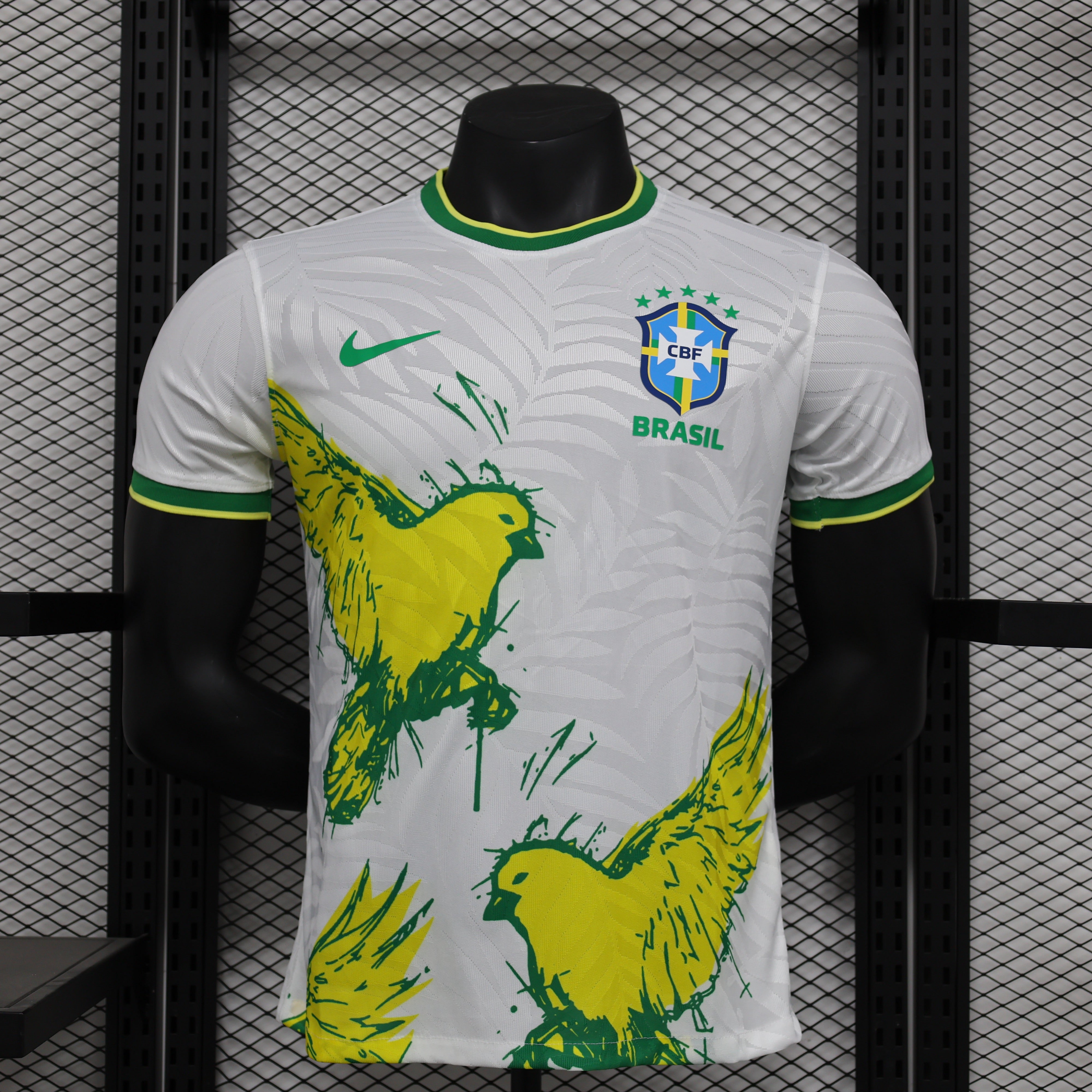 Brésil Édition Spéciale Birds 2024/2025 - Edition Speciale (Version Joueur) / S - Vêtements de sport