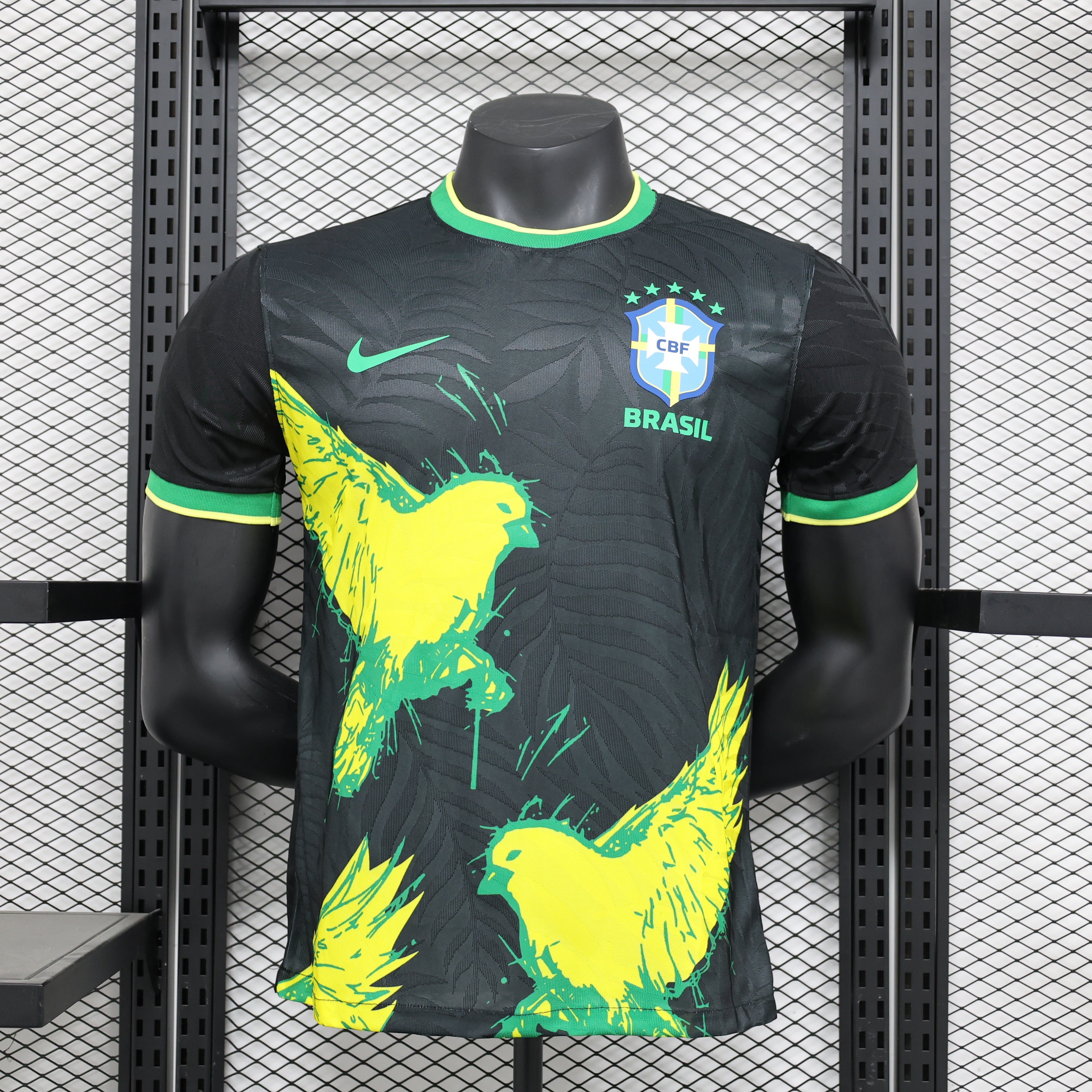 Brésil Édition Spéciale Birds 2024/2025 - Edition Speciale (Version Joueur) / S - Vêtements de sport