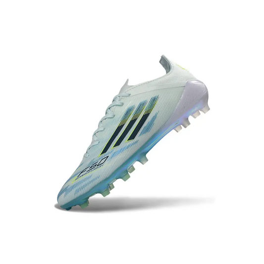 Crampons Adidas F50 Blanche et bleu