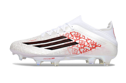 Crampons Adidas F50 Blanche et rouge