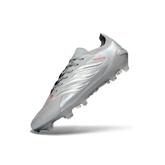 Crampons Adidas Predator Argent