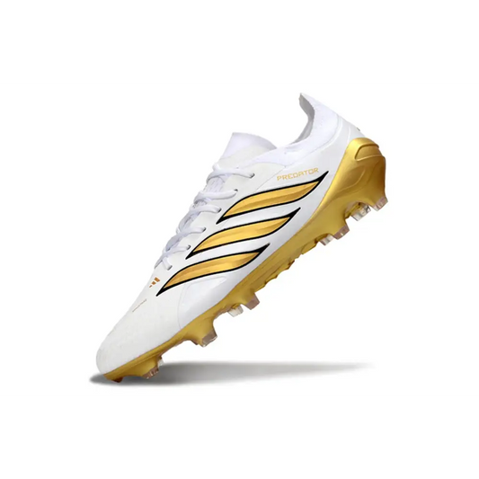Crampons Adidas Predator Blanc et Or