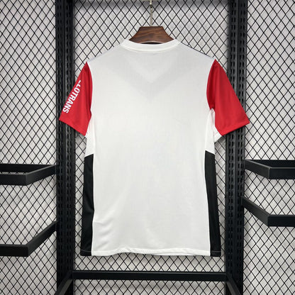 Eintracht Francfort Domicile 2024/2025 - Vêtements de sport