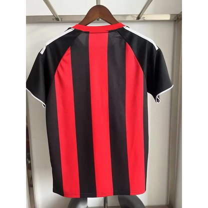 Eintracht Francfort Domicile 2025/2026 - Vêtements de sport