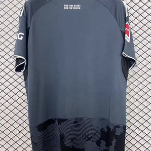 Eintracht Francfort Extérieur 3 2025/2026 Vêtements de sport