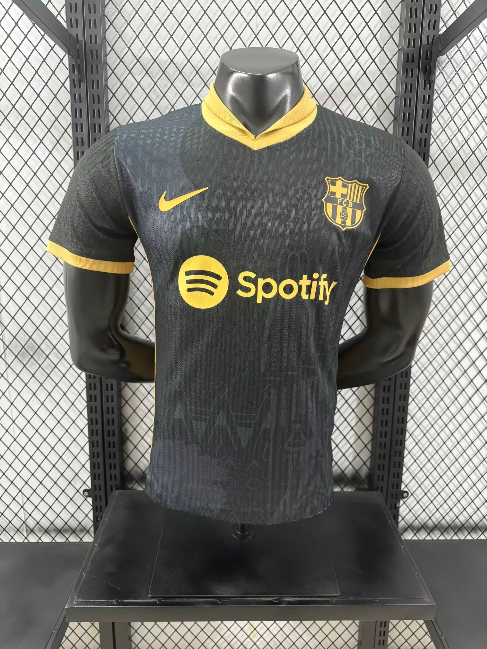 FC Barcelone Noir & Or 2024/2025 - Extérieur / S - Vêtements de sport