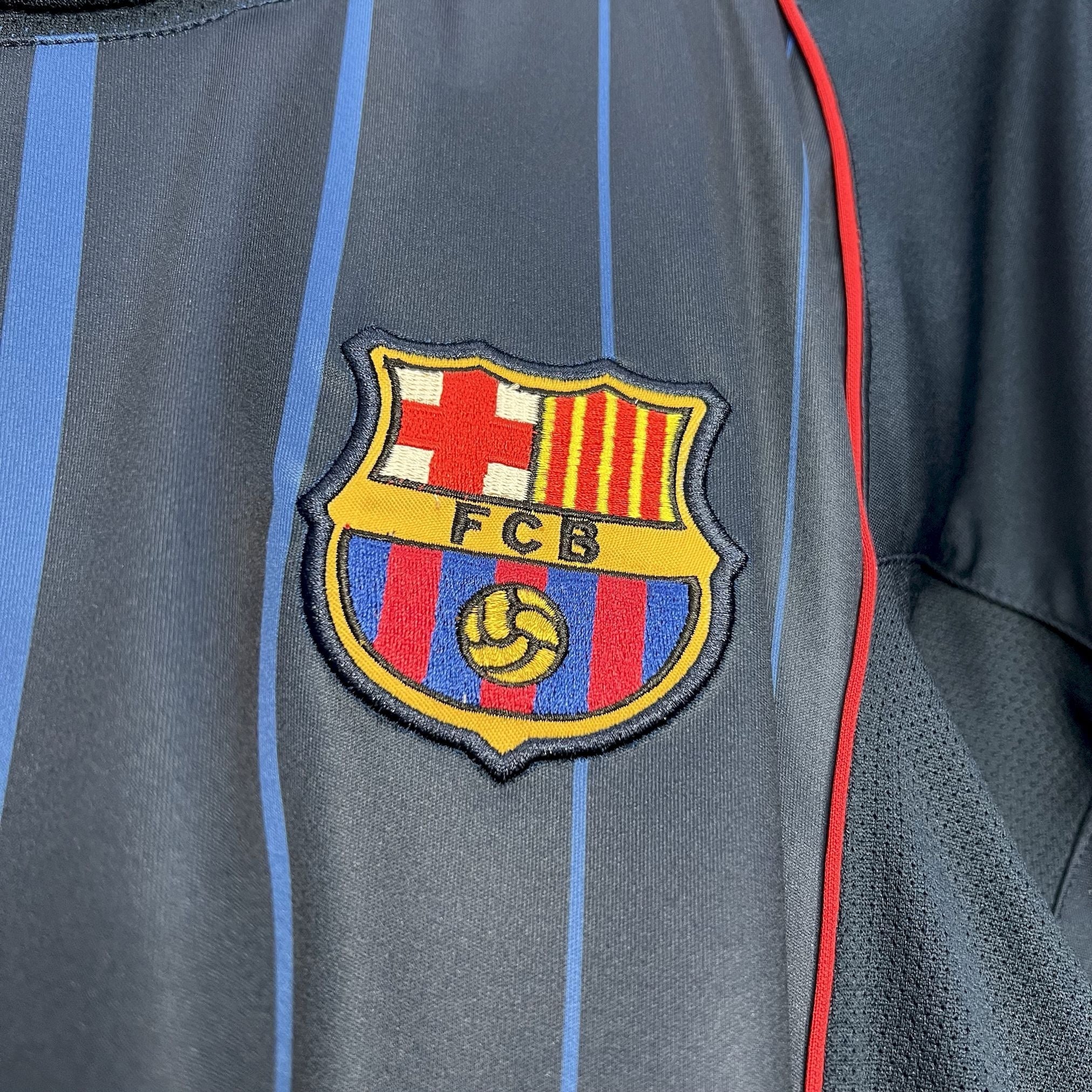 FC Barcelone Retro Extérieur 2004/2005 - Vêtements de sport