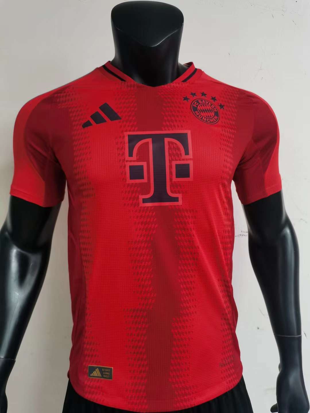 FC Bayern Munich Domicile 2024/2025 - Version Joueur ( + 5€) / S - Vêtements de sport