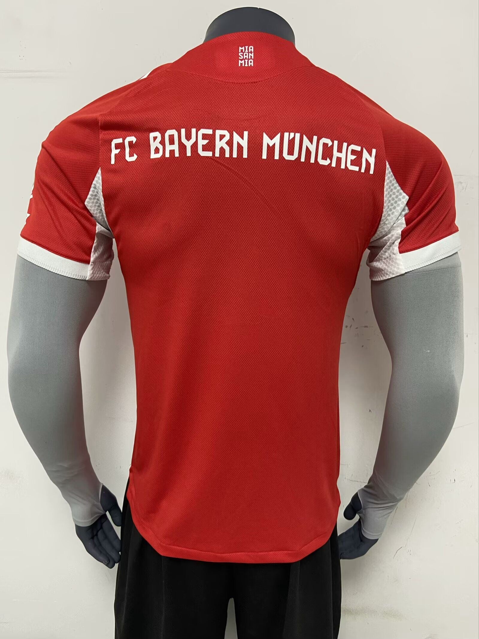 FC Bayern Munich Domicile Version joueur 2025/2026 - Vêtements de sport