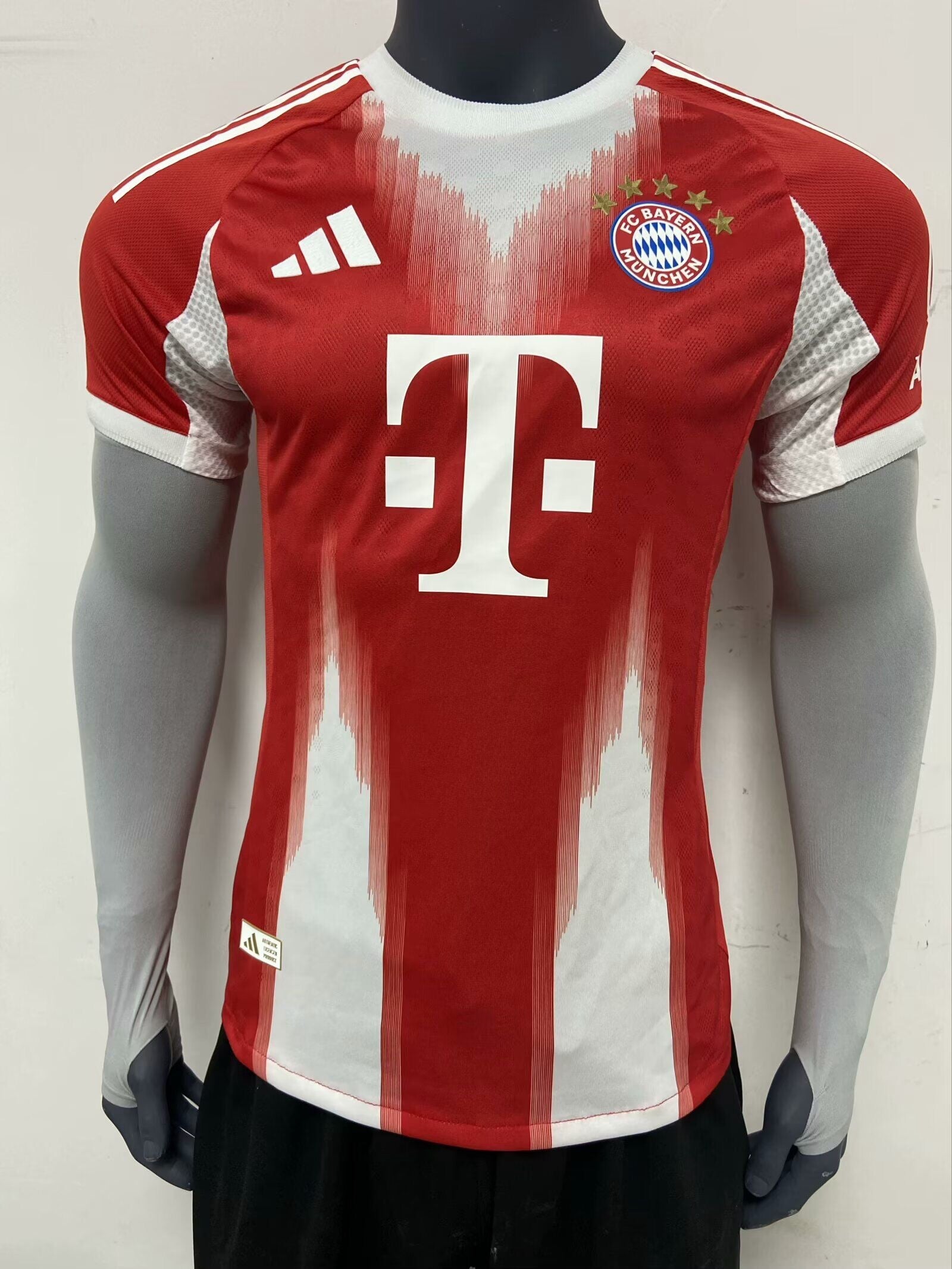 FC Bayern Munich Domicile Version joueur 2025/2026 - Vêtements de sport