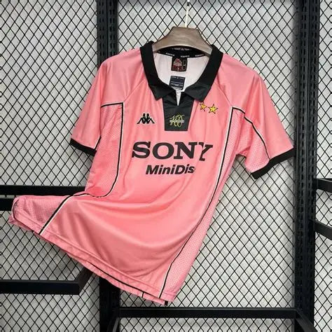 Juventus Extérieur Retro 1997/1998 - Vêtements de sport