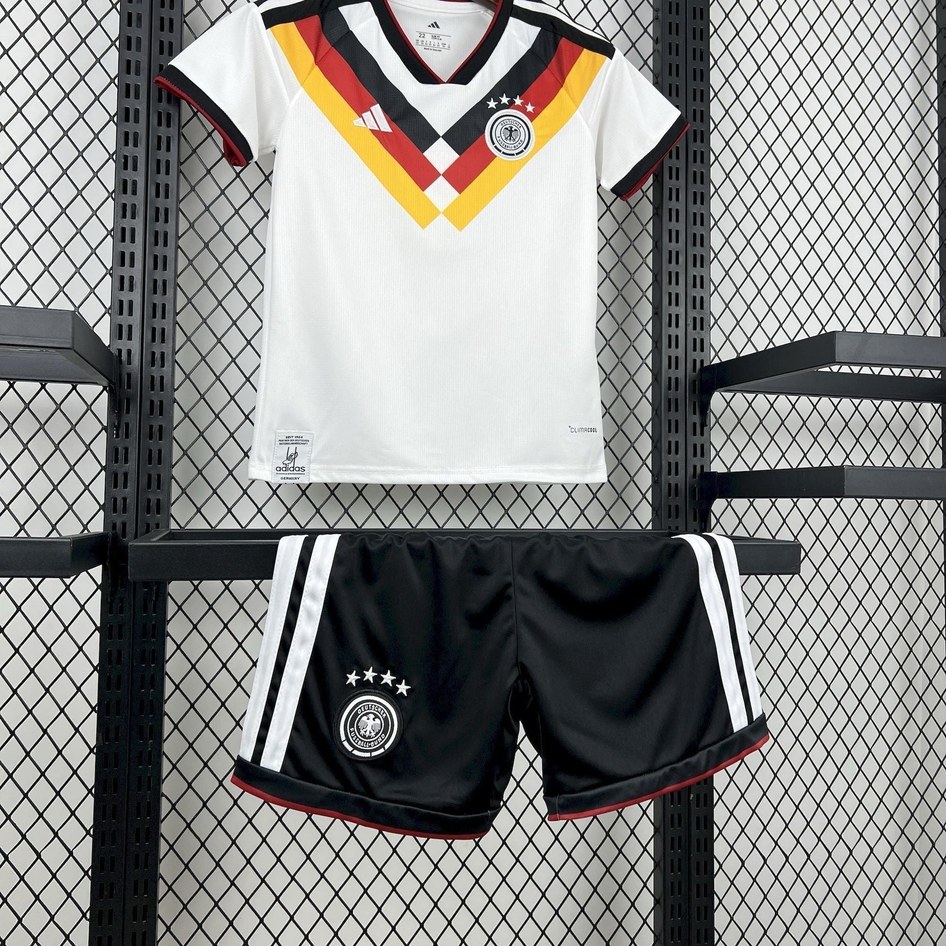 Kit enfant Allemagne Domicile Coupe du monde 2026 - Domicile Coupe du monde 2026 / 6-7 ans #MWS Options 1 - Vêtements