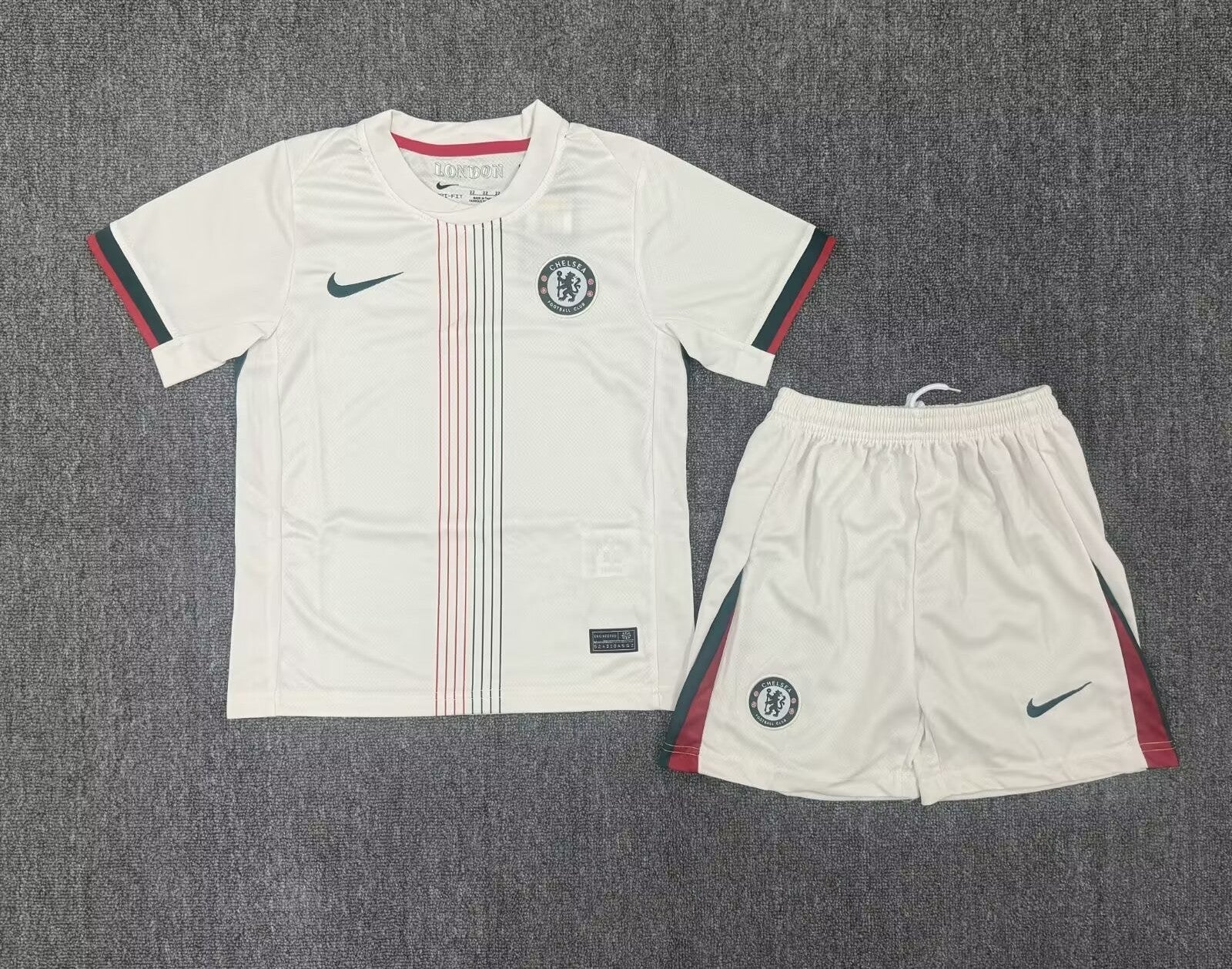 Kit enfant Chelsea Extérieur 25/26 - Vêtements de sport