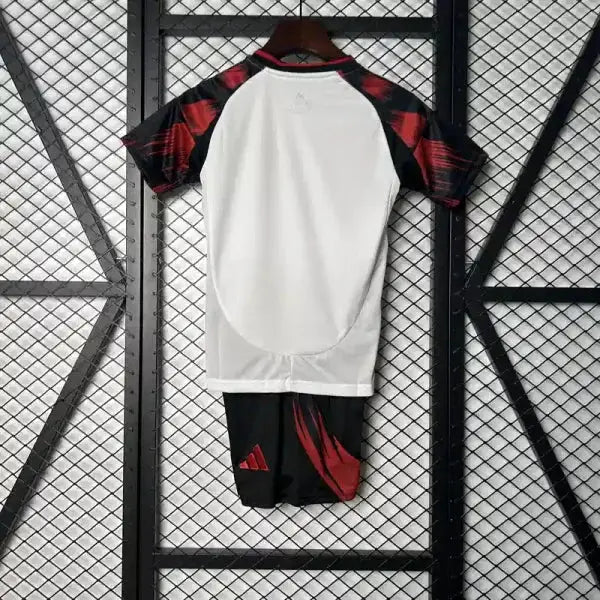 Kit enfant Flamengo Extérieur 2025/2026 - Vêtements de sport