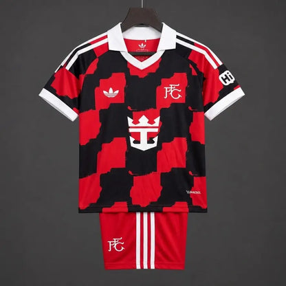 Kit enfant Fulham extérieur 26/27 - Vêtements de sport