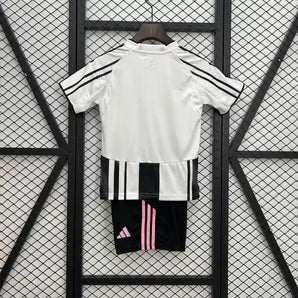 Kit enfant Juventus Domicile 2025/2026 - Vêtements de sport