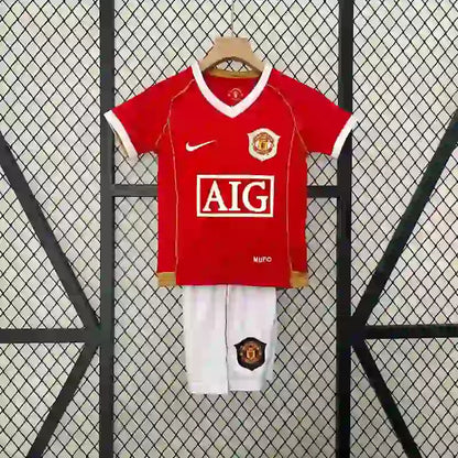 Kit Enfant Manchester United Domicile Retro 2006/2007 - Vêtements de sport
