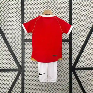 Kit Enfant Manchester United Domicile Retro 2006/2007 - Vêtements de sport