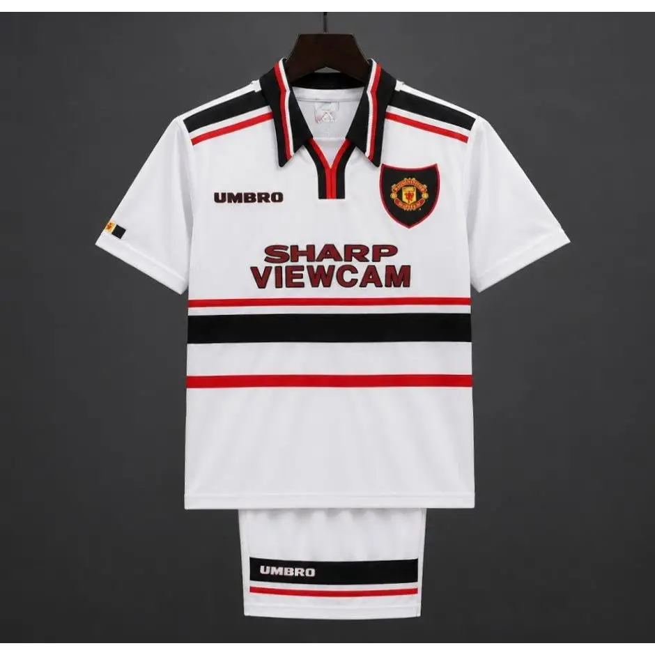 Kit Enfant Manchester United Extérieur Retro 1999 - Vêtements de sport