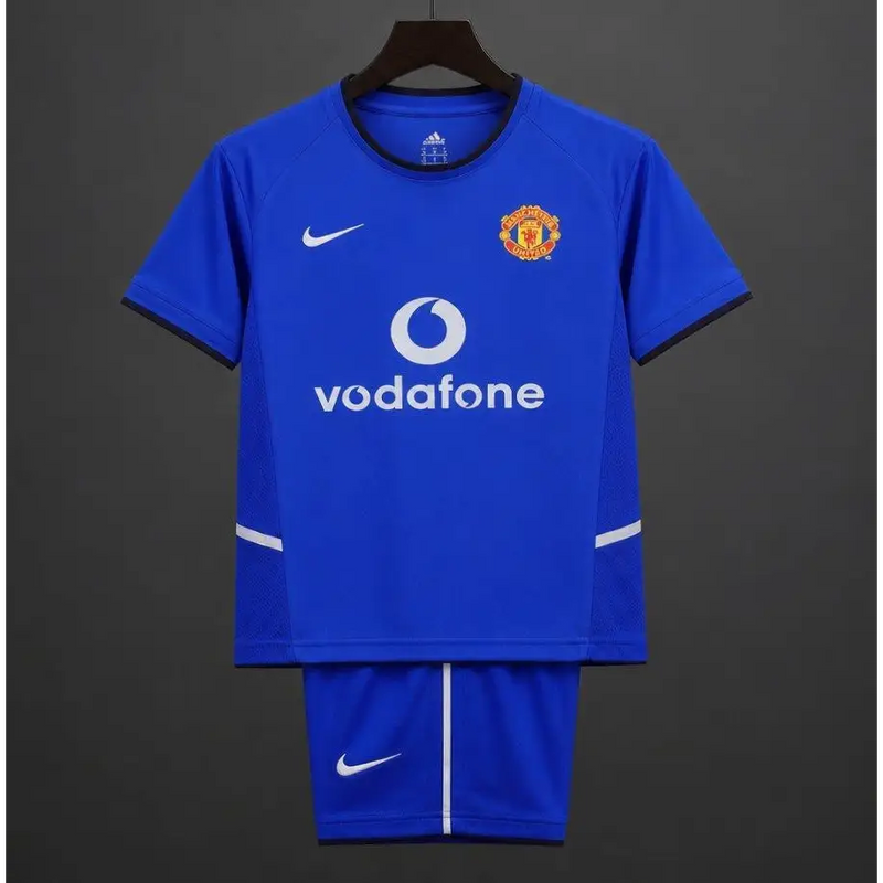 Kit Enfant Manchester United Extérieur Retro 2002 - Vêtements de sport