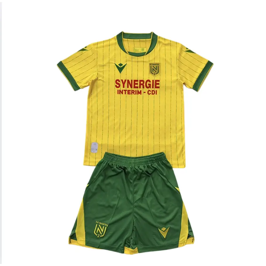 Kit enfant Nantes domicile 2025/2026 - 10-11 ans #MWS Options 1 - Vêtements de sport