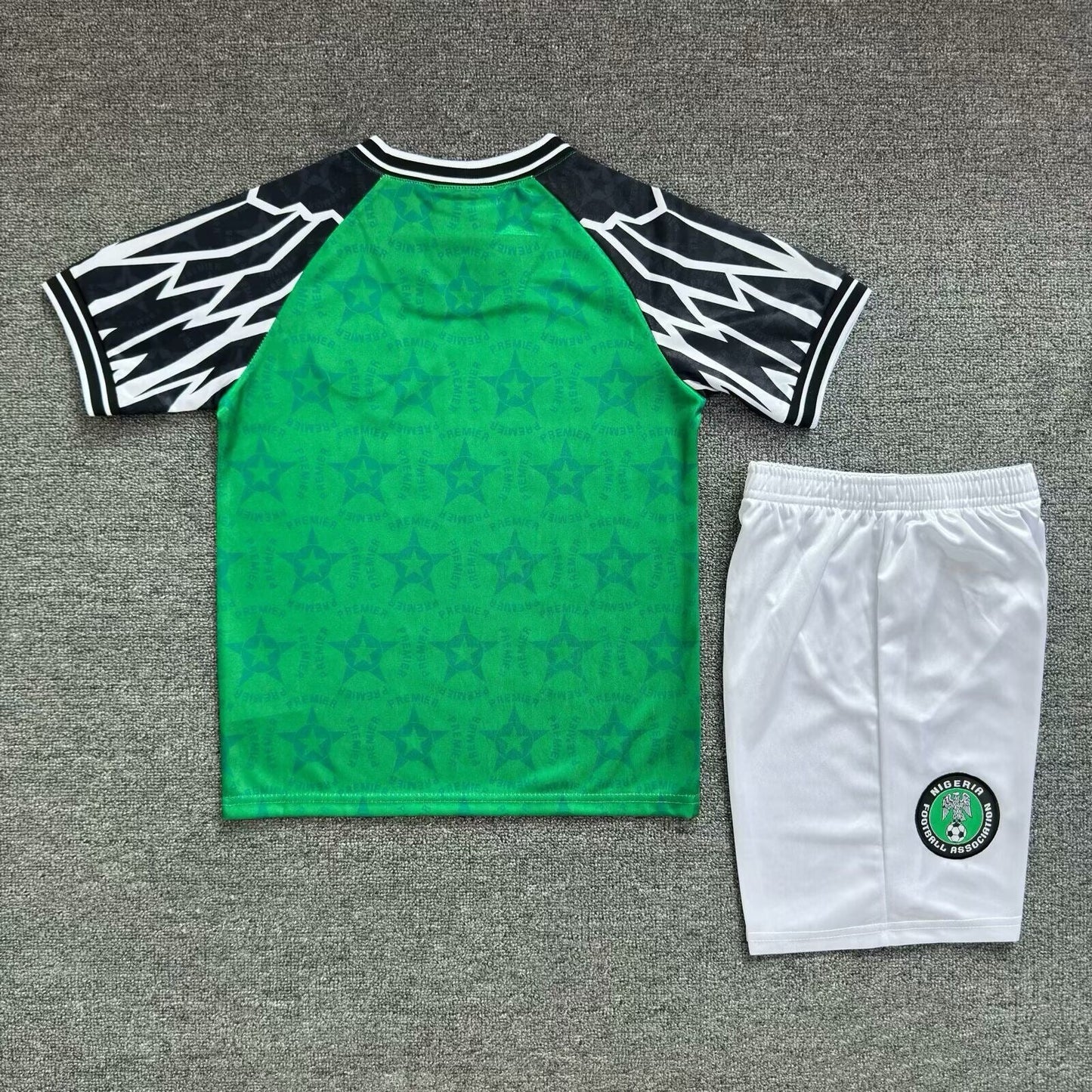 Kit enfant Nigeria retro - Vêtements de sport