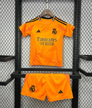 Kit enfant Real Madrid Extérieur 24/25 - Extérieur / XXS - Vêtements de sport