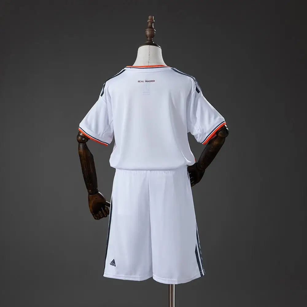 Kit enfant Real Madrid Retro 2014 Domicile - Vêtements de sport