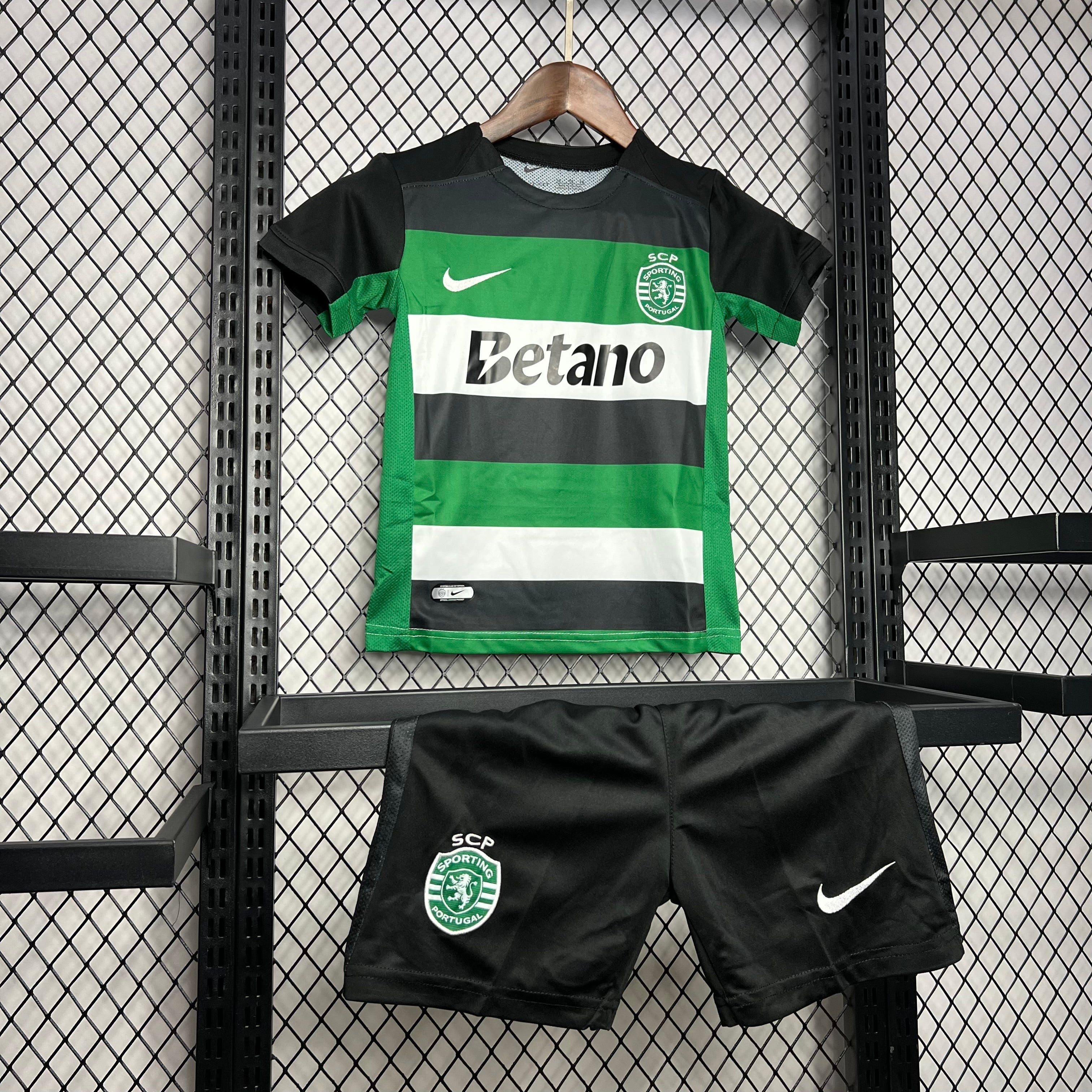 Kit enfant Sporting CP Domicile 24/25 - Vêtements de sport